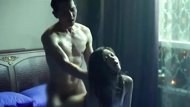 Разбудил спящую кореянку для измены